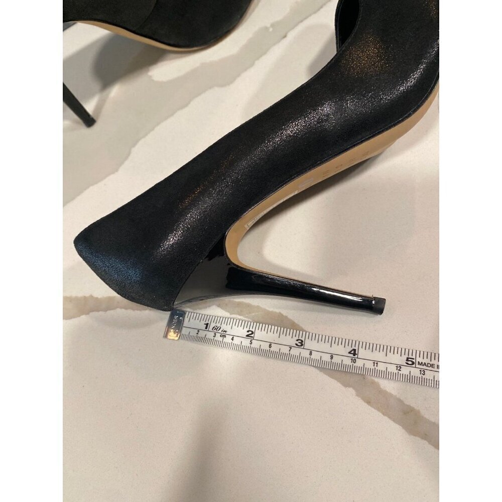 White House Black Market Embossed Black Leather Stiletto Pumps Size 7.5 Classic - Picture 6 of 7